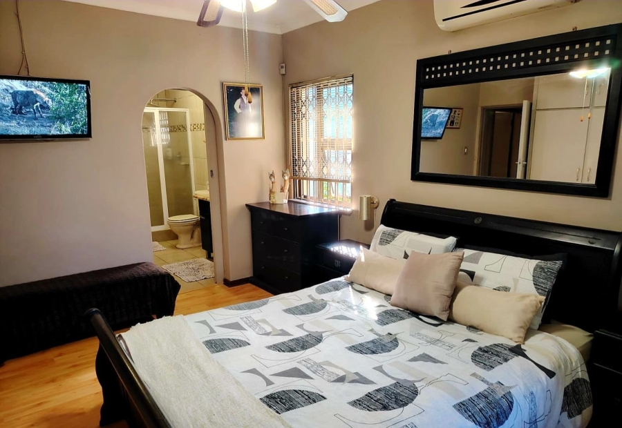 4 Bedroom Property for Sale in Beacon Bay Eastern Cape